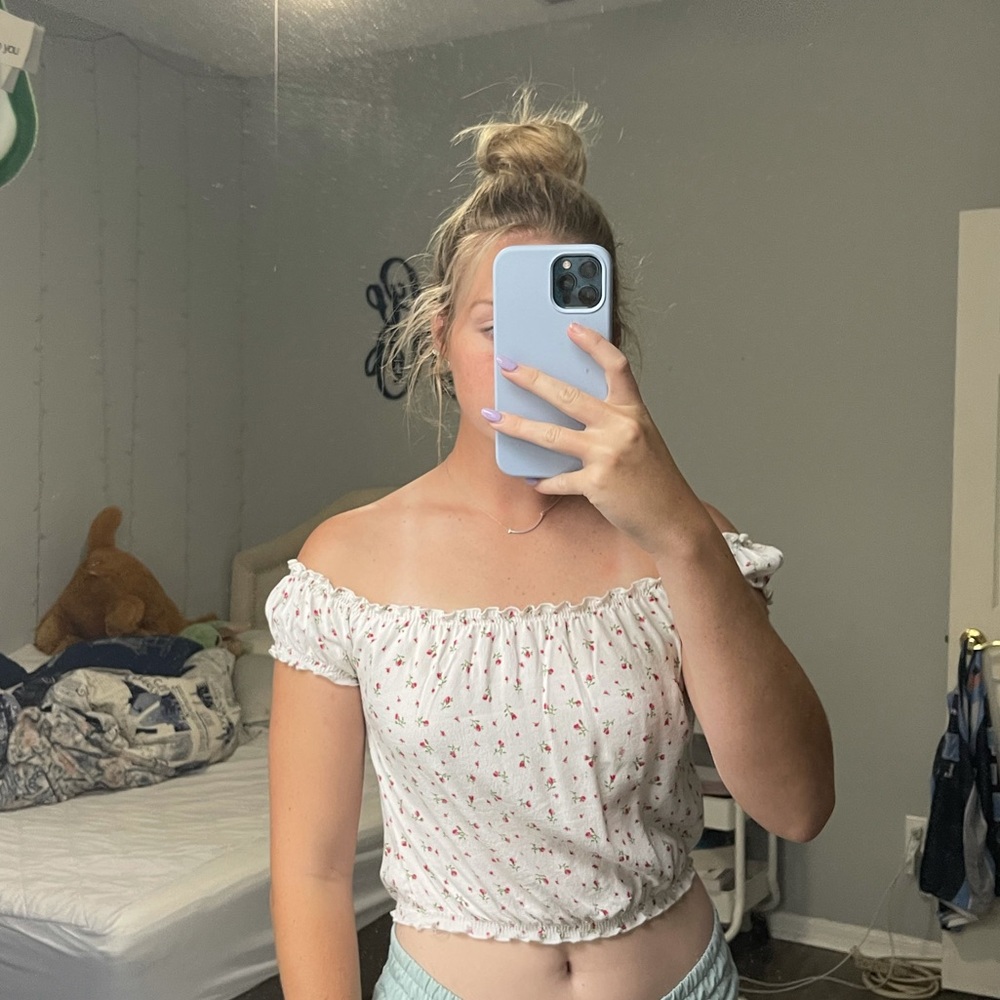 BRANDY OFF SHOULDER TOP